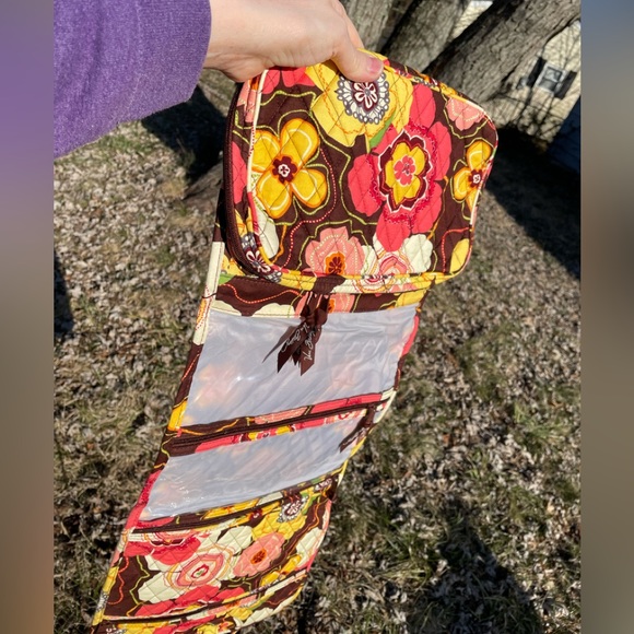 Vera Bradley’s Hanging Trifold Travel Accessories Organizer - Picture 7 of 9